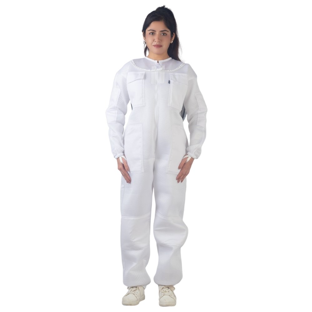 Breathable air mesh beekeeper suit without veil front view
