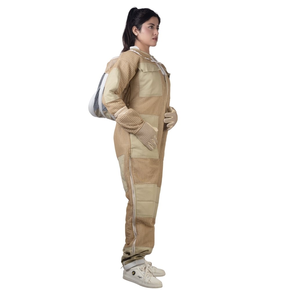 HiveGuard Natural Mesh Beekeeping Suit - Image 3