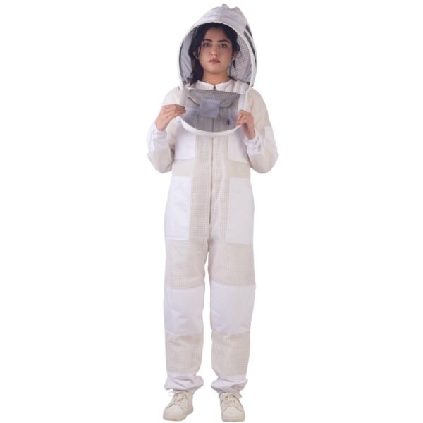 Unise 3 Layer Beesuit front view showing open round veil and breathable three-layer mesh protection